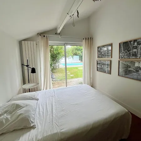 Spacious Bright House Pool Heated * Anglet